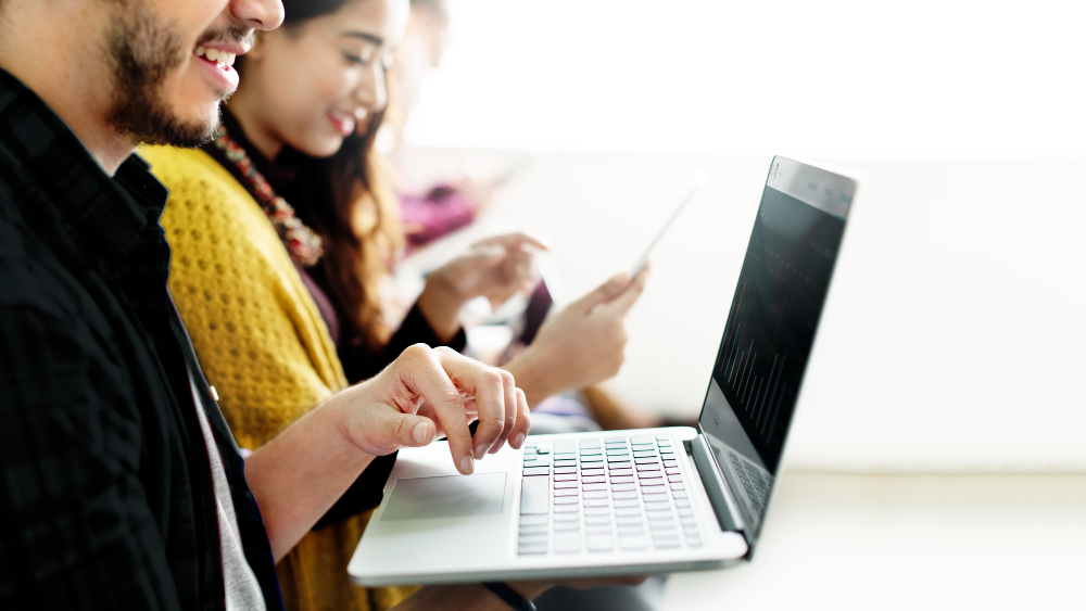 Online Certifications Can Help You Stand Out in Campus Placements