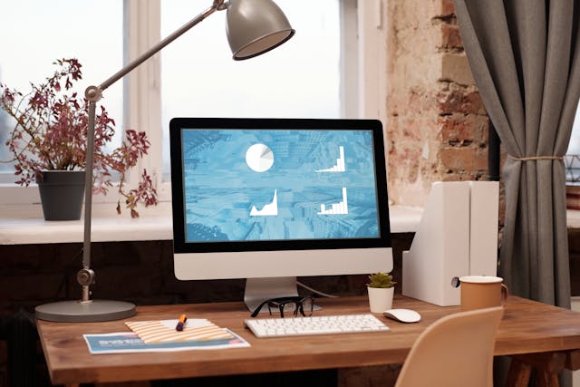 Building a Career in Digital Marketing with Online Learning