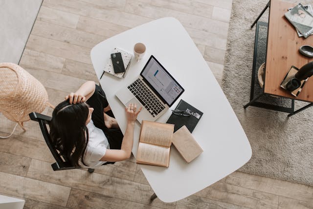 Online Courses for Students Looking to Start Freelancing