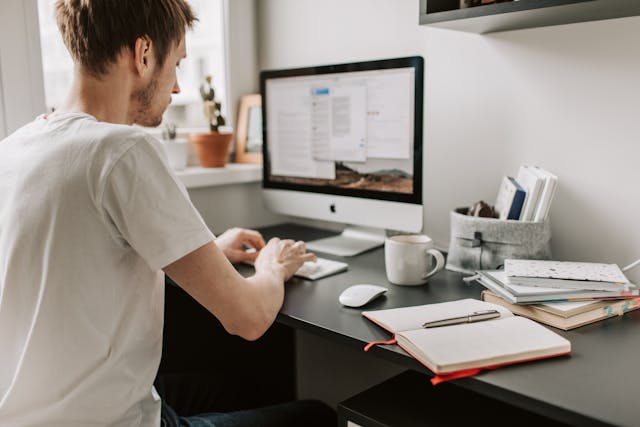  Online Certifications Improve Your Chances in Government and Private Jobs