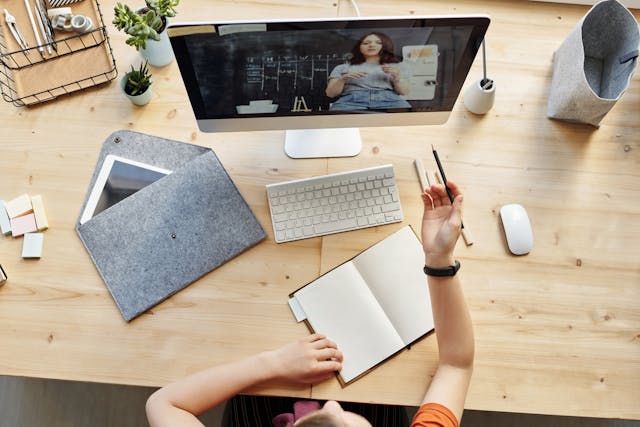 Online Learning is the Smartest Investment for Your Career Growth