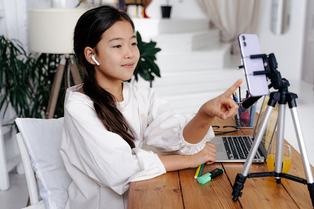  Virtual Internships Are the Best Option for First-Year Students