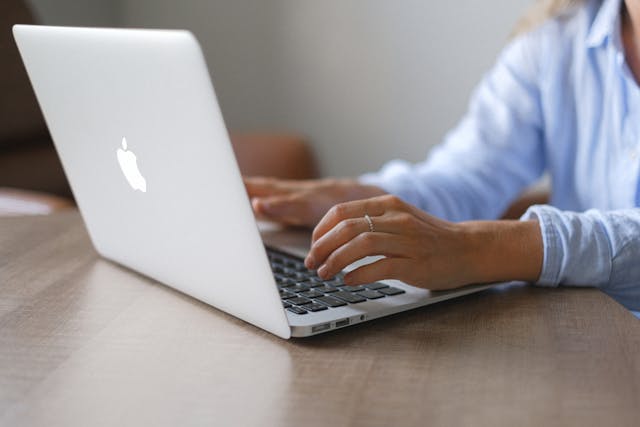  Online Certifications That Can Boost Your Freelance Career