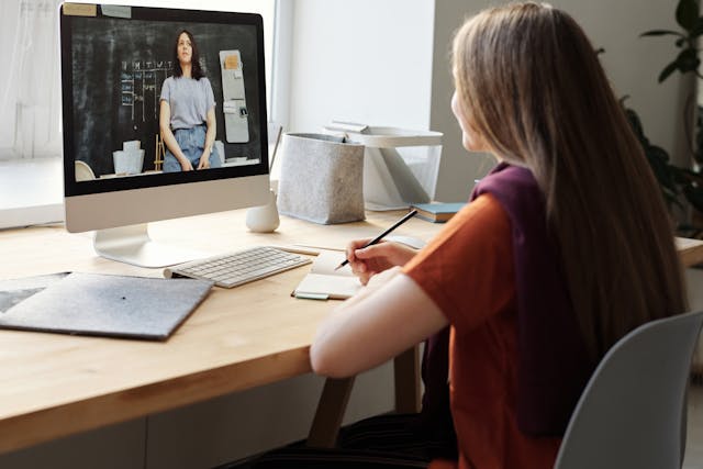 Environmental Benefits of Learning Online vs In-Person Education