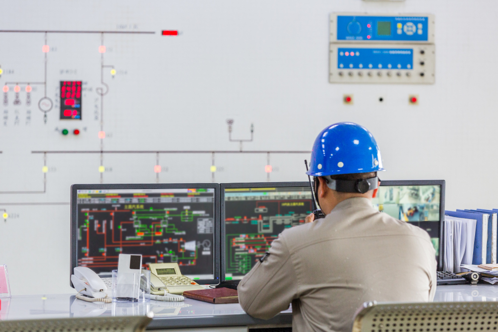 Mastering PLCs: Industrial Automation, Logic, Safety & Reliability