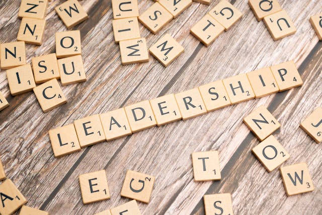 Mastering Leadership with Humility in Complex Systems 