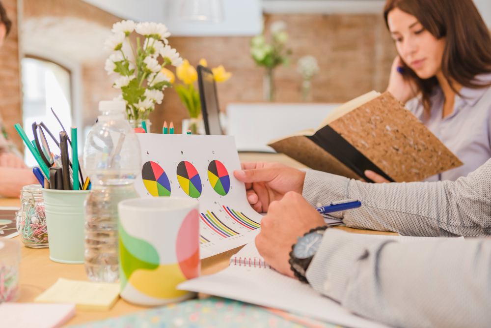 Maximizing Life Coaching: Techniques & Tools for Growth