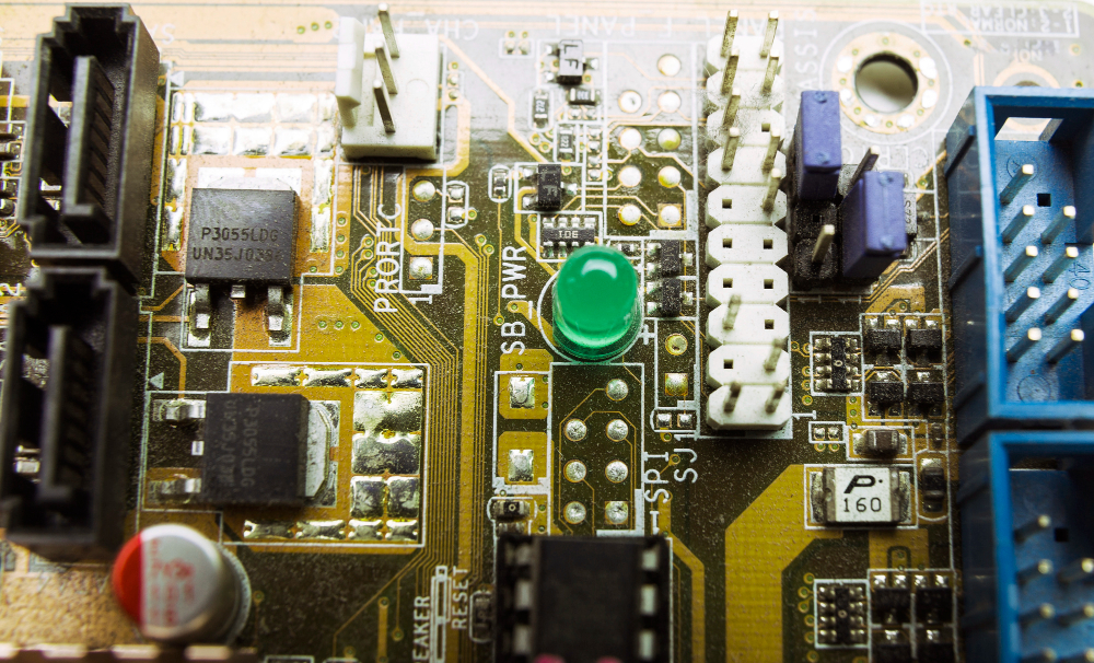 Unlock the ICSP Power Program PIC Microcontrollers in Board