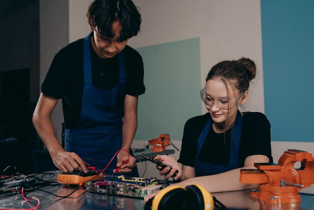 Practical IoT Development Training Course with ESP32