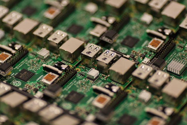 PIC Microcontroller Expanding Output Pins