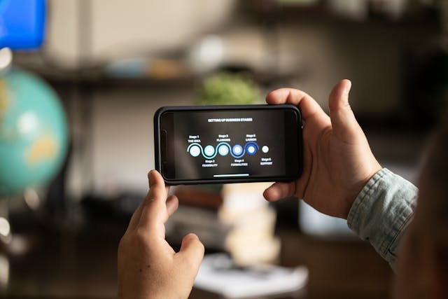 Learn and Program Arduino with Your Mobile Without Computer